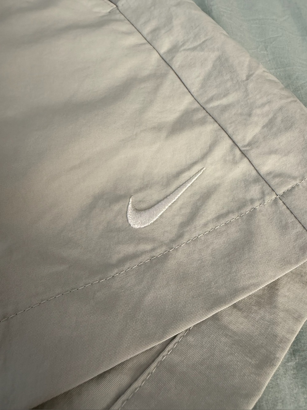 Nike Sportswear Essential Woven Skort Light Silver gray snap front Women’s small - Picture 7 of 14